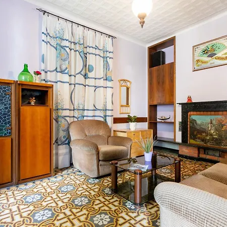 Sweet Honey By Halldis Lejlighed