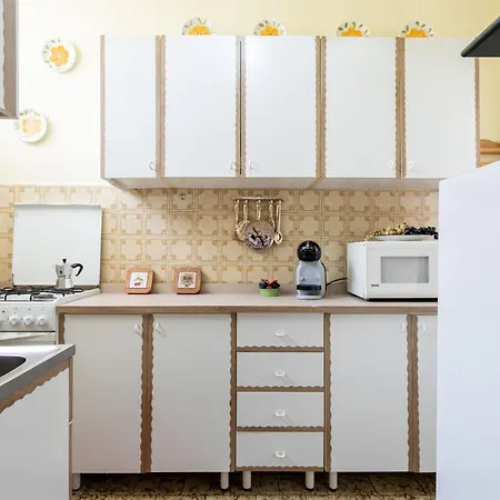 Sweet Honey By Halldis Apartment Dongo