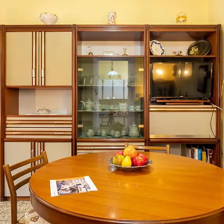 Sweet Honey By Halldis Apartment Dongo