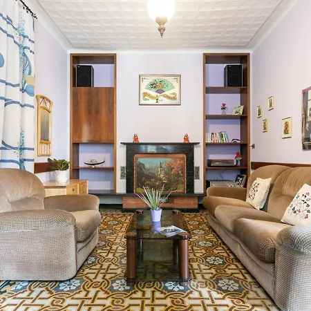 Apartment Sweet Honey By Halldis Dongo